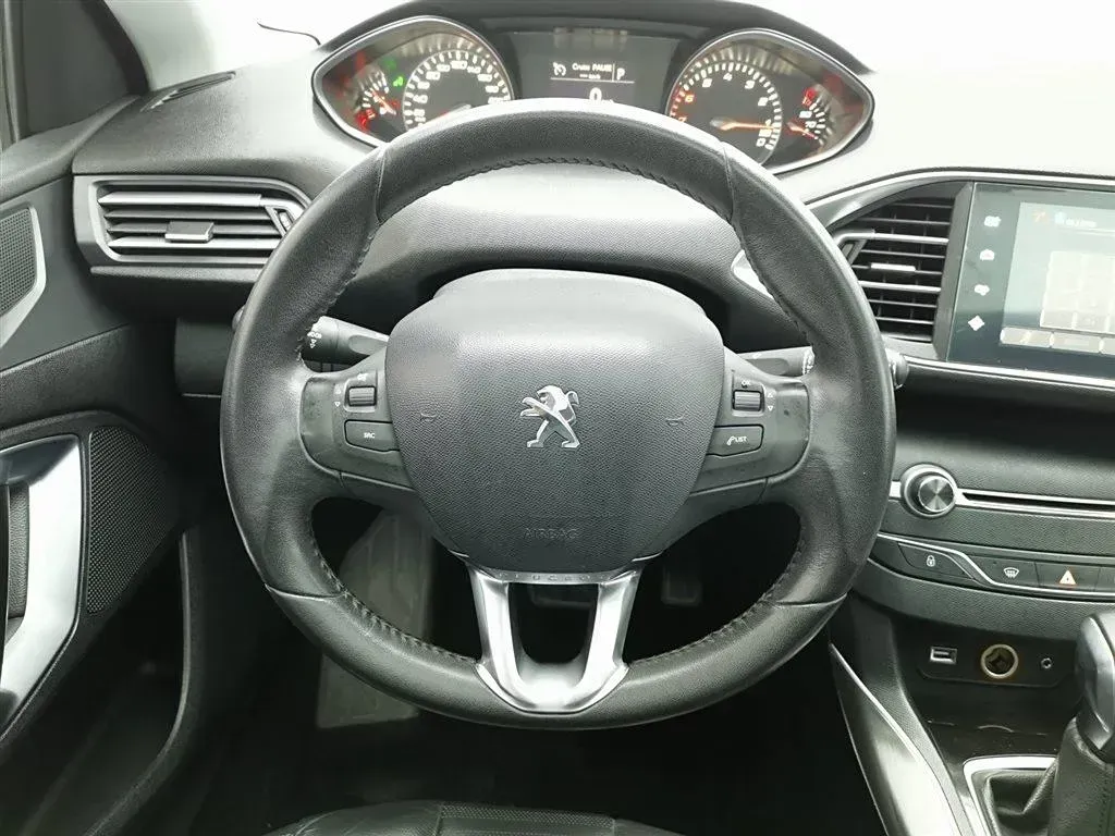 2015 Peugeot 308S 1.6T 167HP L4 6AT,autocango,china used car exporter,china ev exporter,chinese used car exporter,chinese used ev exporter