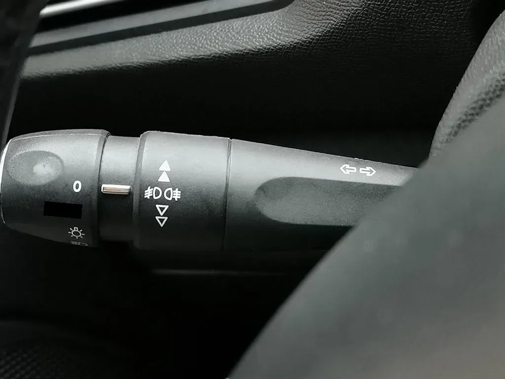 2015 Peugeot 308S 1.6T 167HP L4 6AT,autocango,china used car exporter,china ev exporter,chinese used car exporter,chinese used ev exporter