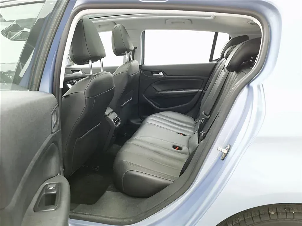 2015 Peugeot 308S 1.6T 167HP L4 6AT,autocango,china used car exporter,china ev exporter,chinese used car exporter,chinese used ev exporter