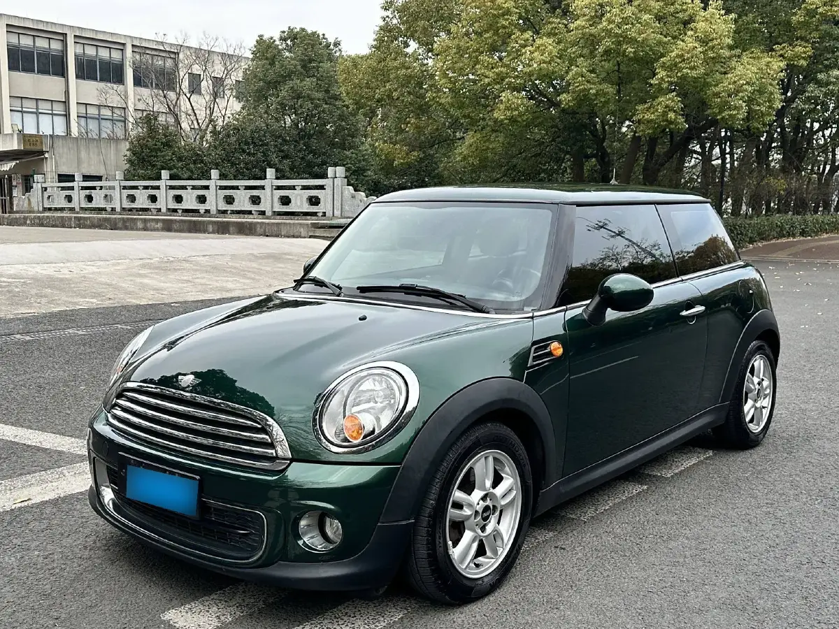 2013 MINI MINI 1.6L 98HP L4 6AT