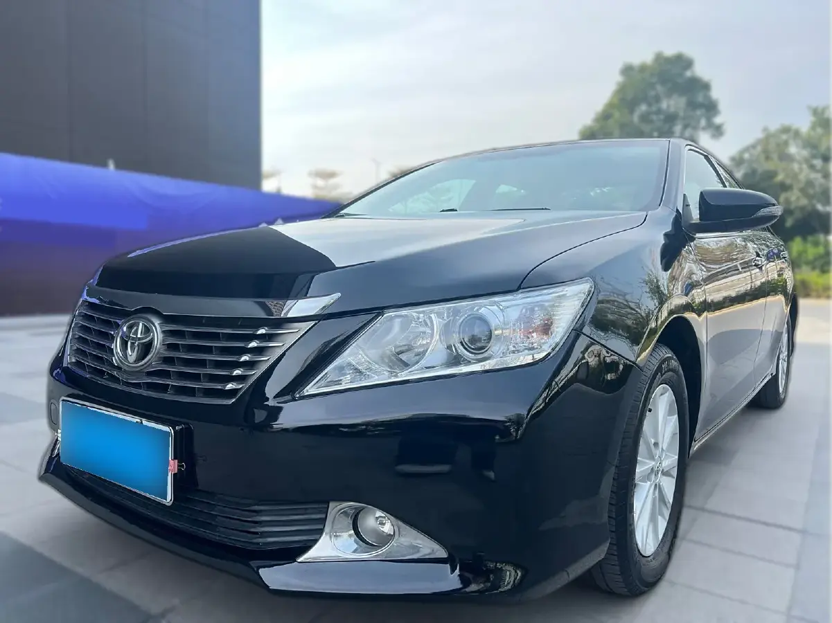 2012 Toyota Camry 2.0L 148HP L4 4AT