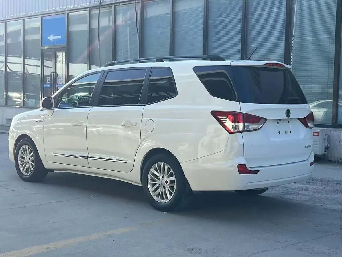 2014 SsangYong Rodius 2.0T 155HP L4 5AT,autocango,china used car exporter,china ev exporter,chinese used car exporter,chinese used ev exporter
