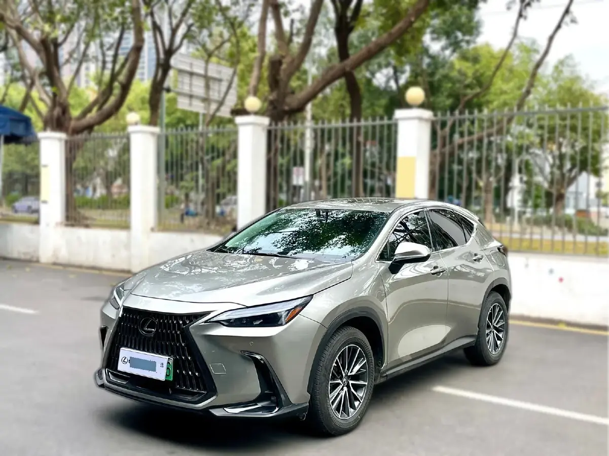 2023 Lexus NX 2.5L 185HP L4 E-CVT PHEV 18.12KWH