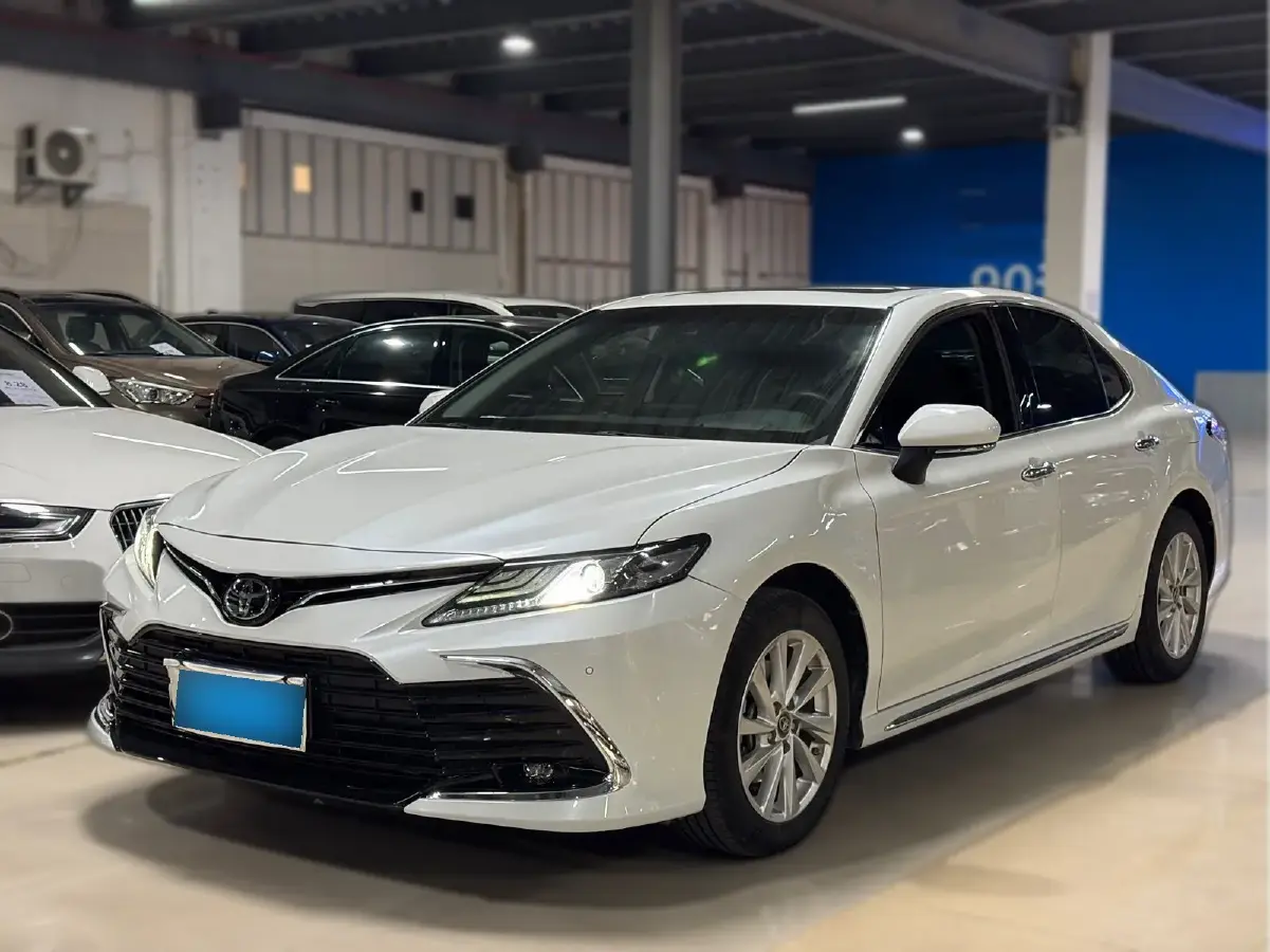 2023 Toyota Camry 2.0L 177HP L4 CVT