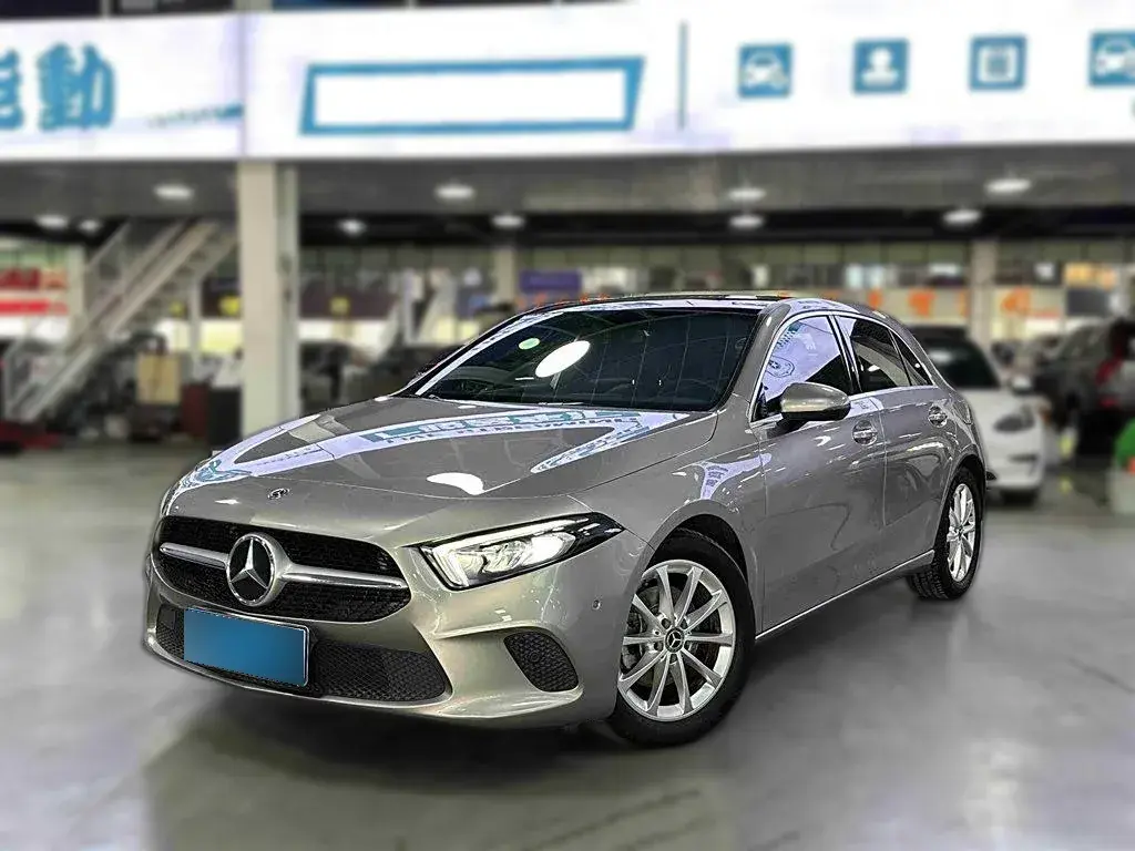 2019 Mercedes-Benz A Class 1.3T 163HP L4 7DCT