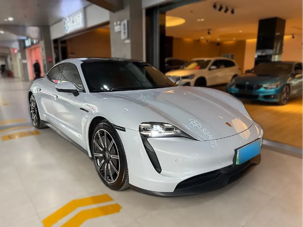 2022 Porsche Taycan 2AT BEV 79.2KWH,autocango,china used car exporter,china ev exporter,chinese used car exporter,chinese used ev exporter