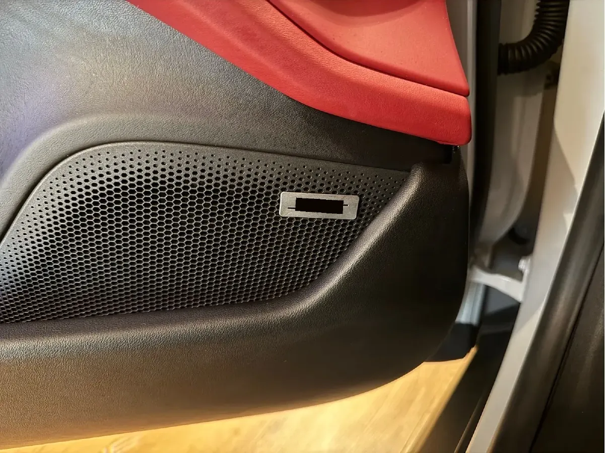 2022 Porsche Taycan 2AT BEV 79.2KWH,autocango,china used car exporter,china ev exporter,chinese used car exporter,chinese used ev exporter