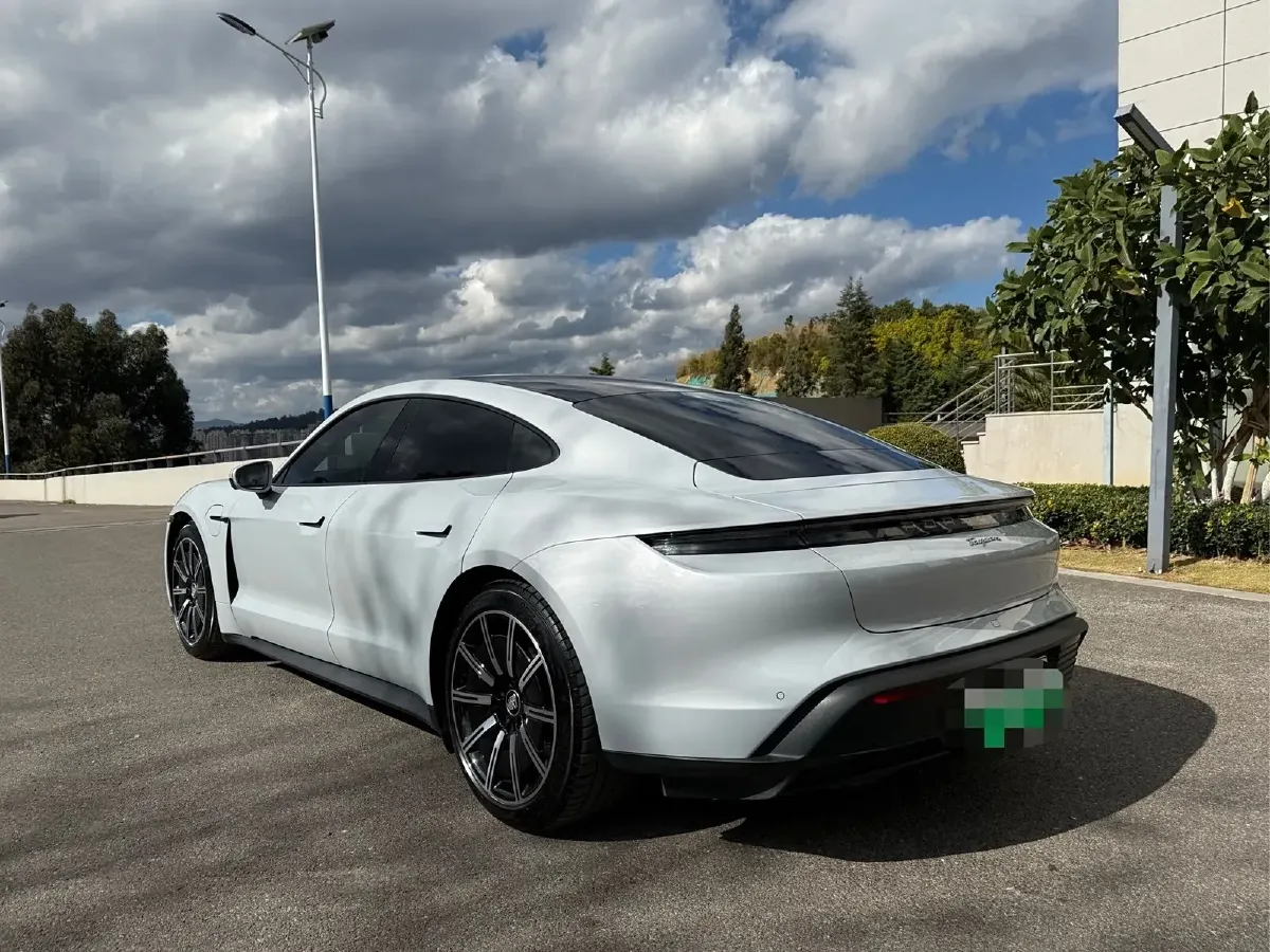 2022 Porsche Taycan 2AT BEV 79.2KWH,autocango,china used car exporter,china ev exporter,chinese used car exporter,chinese used ev exporter
