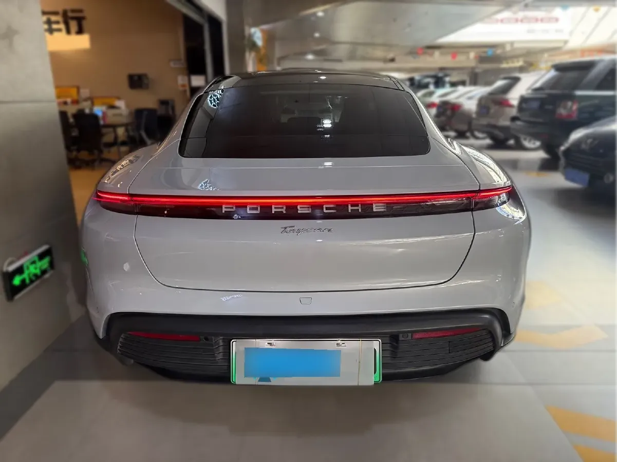 2022 Porsche Taycan 2AT BEV 79.2KWH,autocango,china used car exporter,china ev exporter,chinese used car exporter,chinese used ev exporter