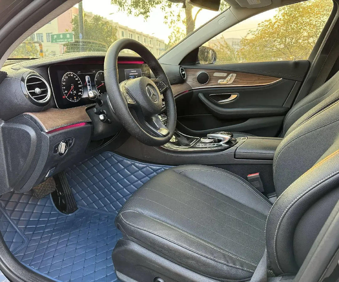 2016 Mercedes-Benz E Class 2.0T 245HP L4 9AT,autocango,china used car exporter,china ev exporter,chinese used car exporter,chinese used ev exporter