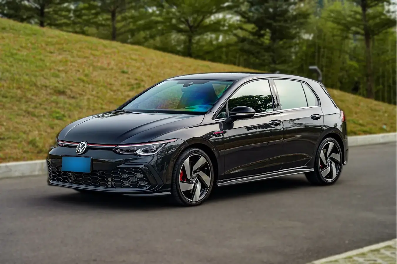 2021 Volkswagen GolfGTI 2.0T 220HP L4 7DCT
