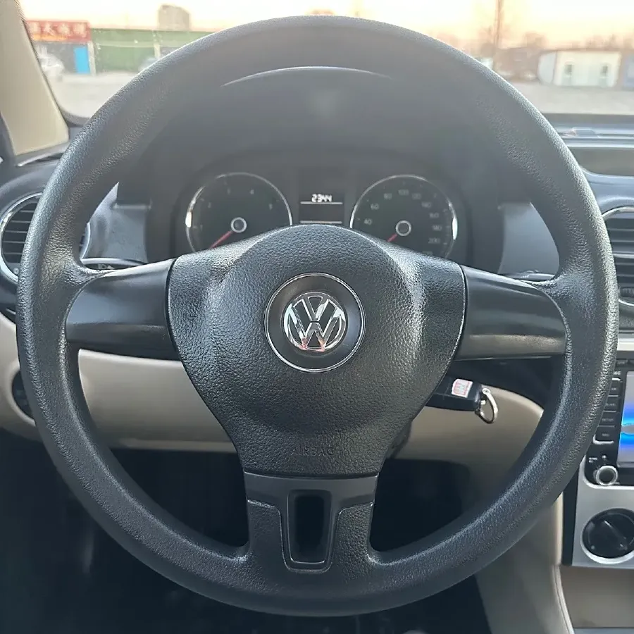 2011 Volkswagen Lavida 1.6L 105HP L4 5MT,autocango,china used car exporter,china ev exporter,chinese used car exporter,chinese used ev exporter