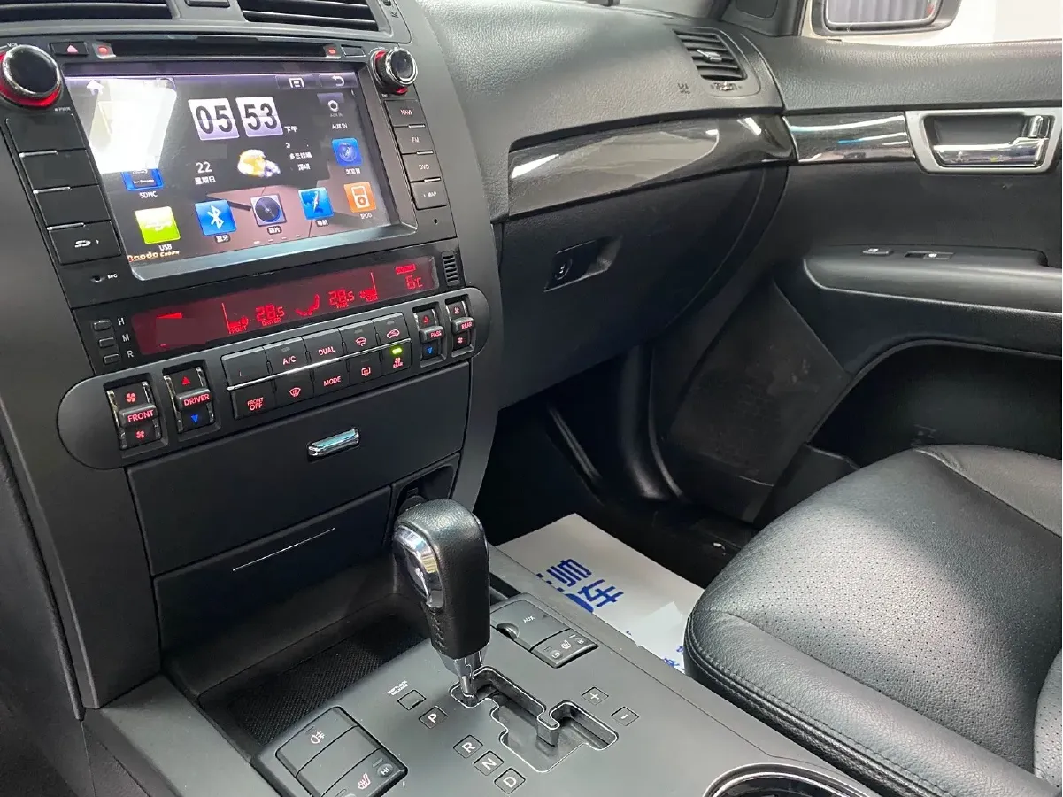 2013 Kia Borrego 3.8L 274HP V6 5AT,autocango,china used car exporter,china ev exporter,chinese used car exporter,chinese used ev exporter