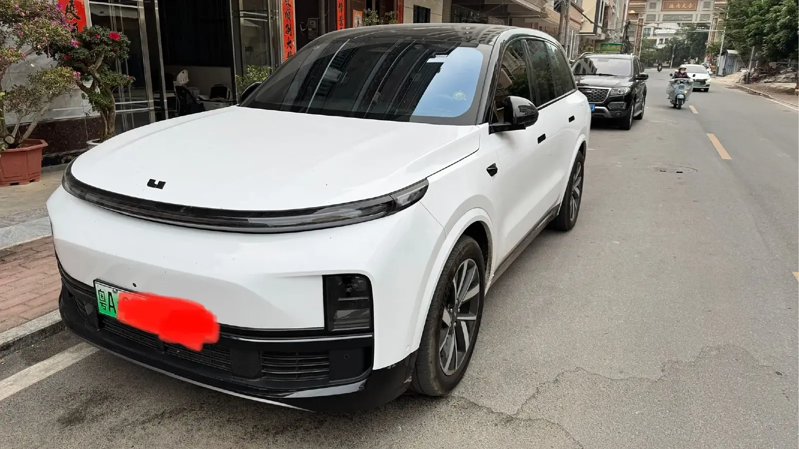 2023 Li L8 Range Extended 154HP REEV 40.9KWH