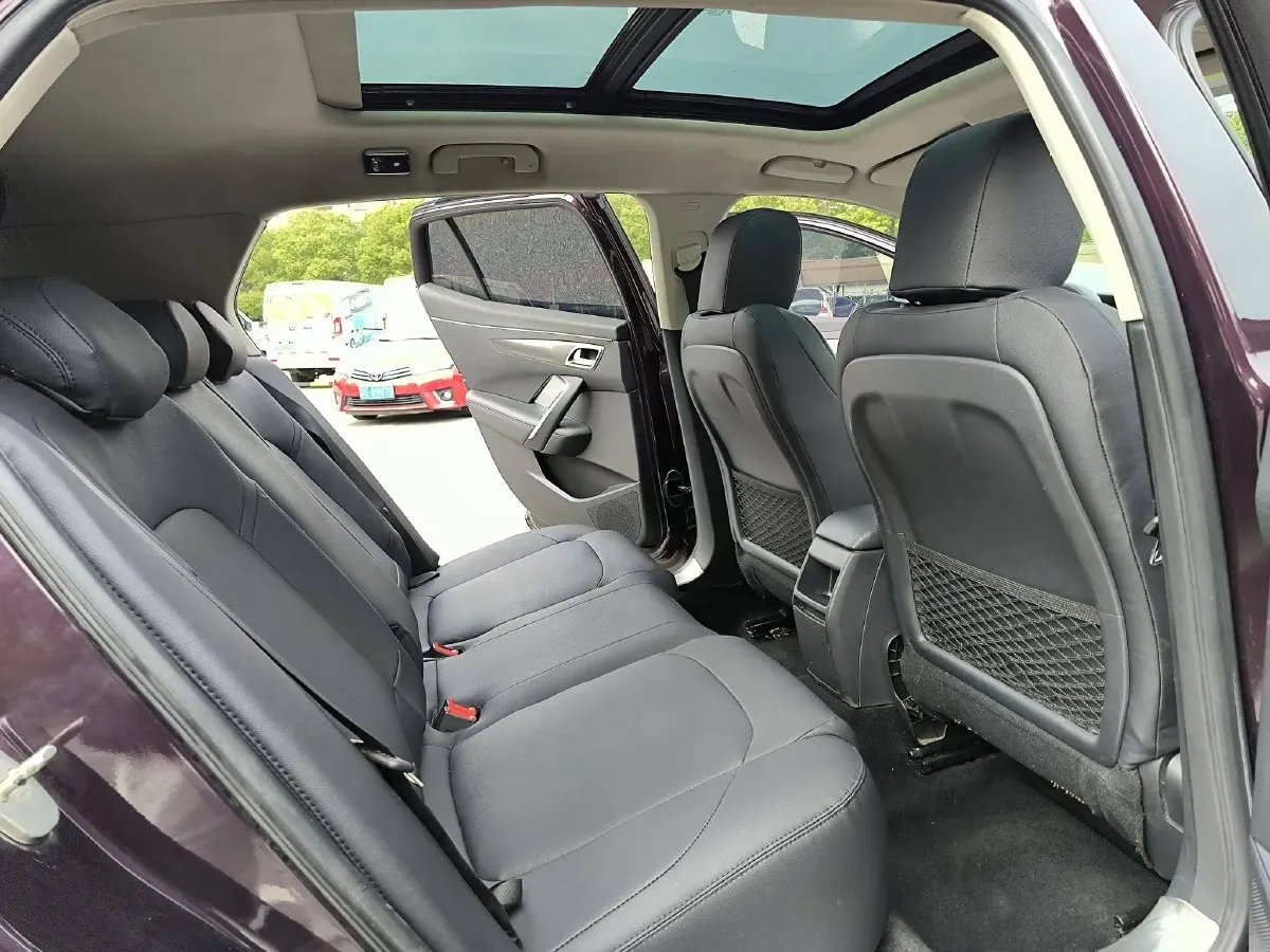 2014 DS 6 1.6T 167HP L4 6AT,autocango,china used car exporter,china ev exporter,chinese used car exporter,chinese used ev exporter