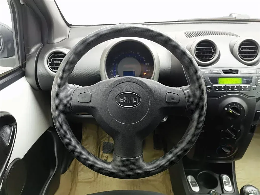 2012 BYD F0 1.0L 68HP L3 5MT,autocango,china used car exporter,china ev exporter,chinese used car exporter,chinese used ev exporter