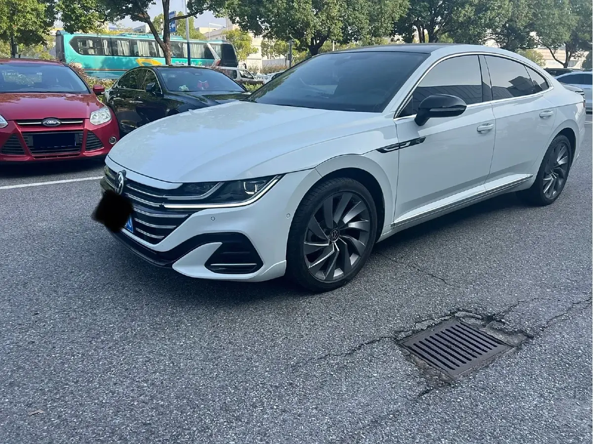 2021 Volkswagen CC 2.0T 220HP L4 7DCT