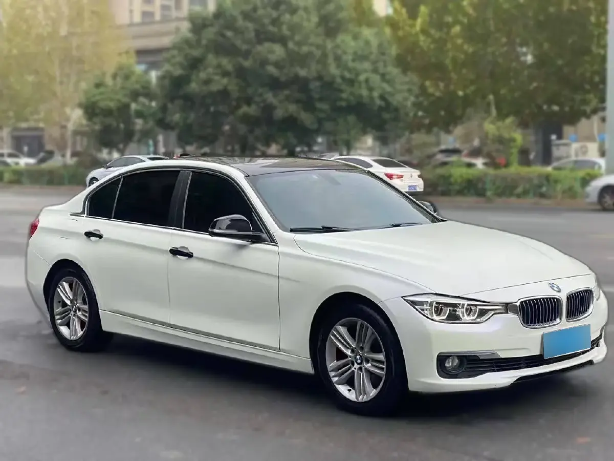 2017 BMW 3 Series 2.0T 184HP L4 8AT