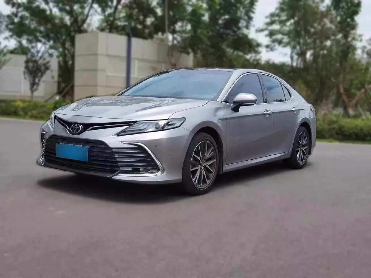 2021 Toyota Camry 2.0L 178HP L4 CVT