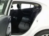 2014 Mazda 3 Axela 1.5L 117HP L4 6MT,autocango,china used car exporter,china ev exporter,chinese used car exporter,chinese used ev exporter