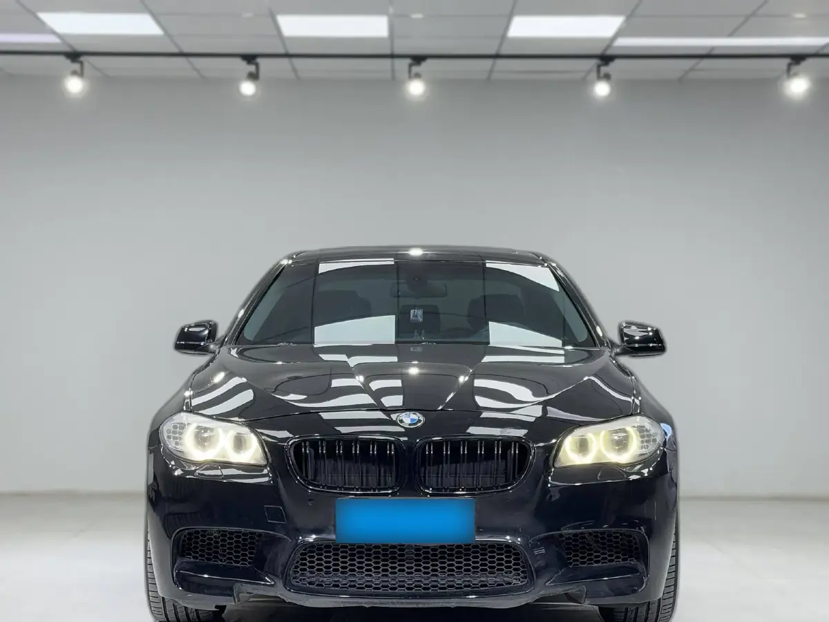 2011 BMW 5 Series 3.0T 306HP L6 8AT