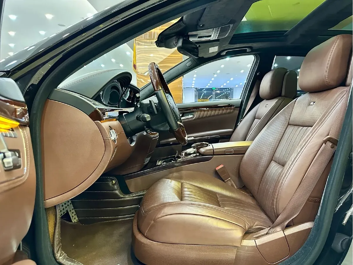 2011 Brabus S Class 5.5T 517HP V12 5AT,autocango,china used car exporter,china ev exporter,chinese used car exporter,chinese used ev exporter