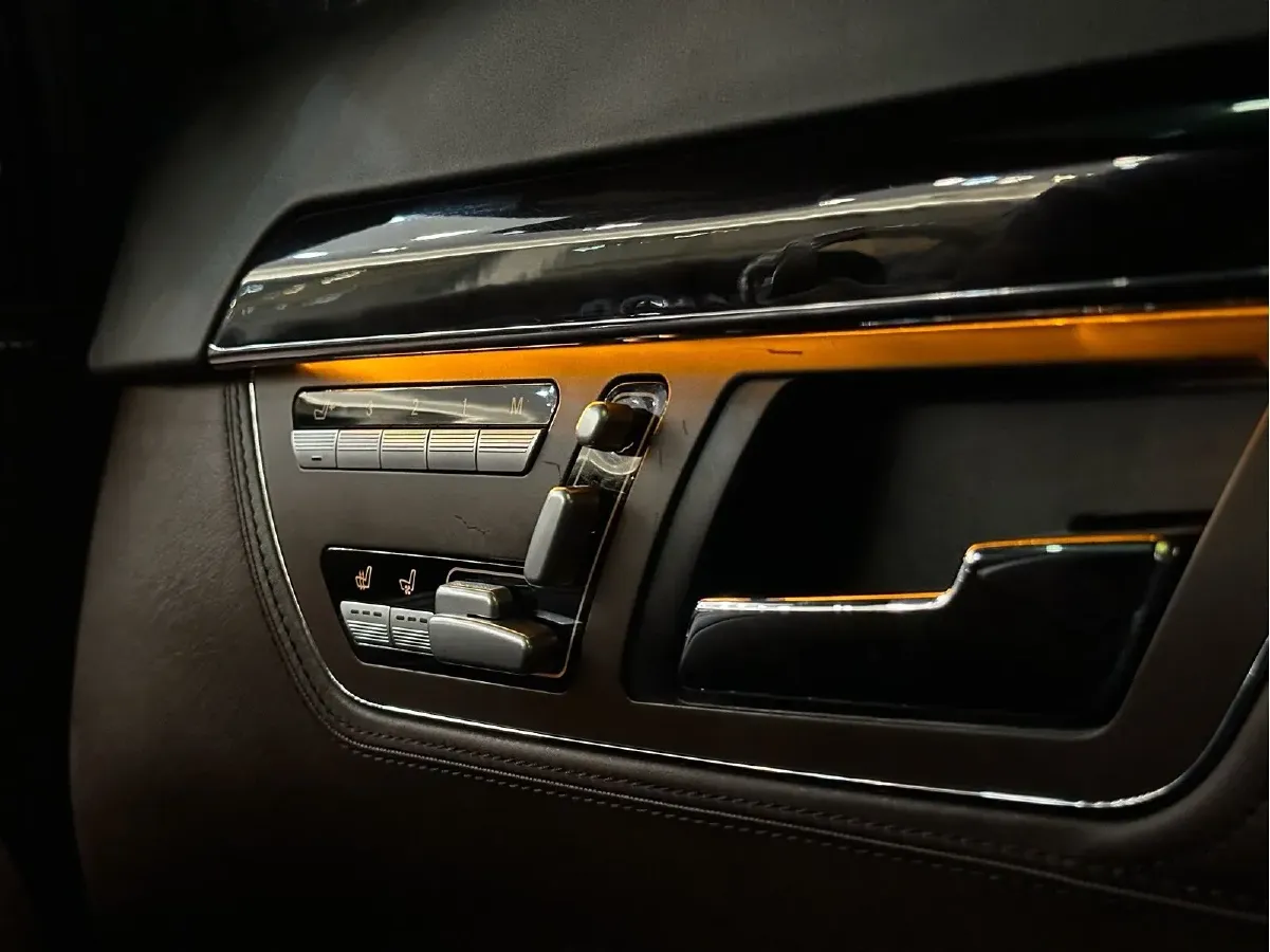 2011 Brabus S Class 5.5T 517HP V12 5AT,autocango,china used car exporter,china ev exporter,chinese used car exporter,chinese used ev exporter