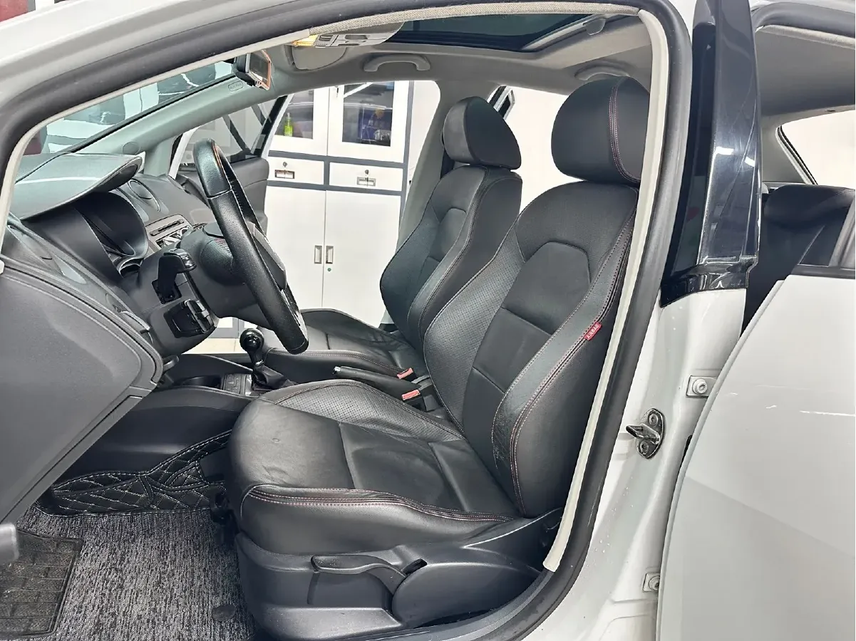 2013 Seat Ibiza 1.4T 150HP L4 7DCT,autocango,china used car exporter,china ev exporter,chinese used car exporter,chinese used ev exporter