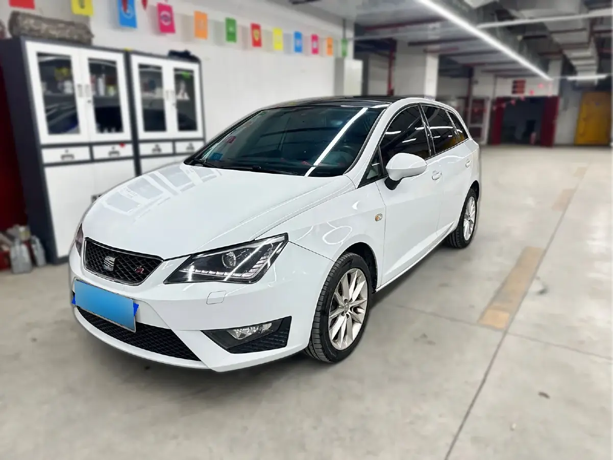2013 Seat Ibiza 1.4T 150HP L4 7DCT