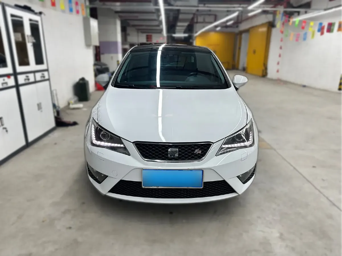2013 Seat Ibiza 1.4T 150HP L4 7DCT,autocango,china used car exporter,china ev exporter,chinese used car exporter,chinese used ev exporter
