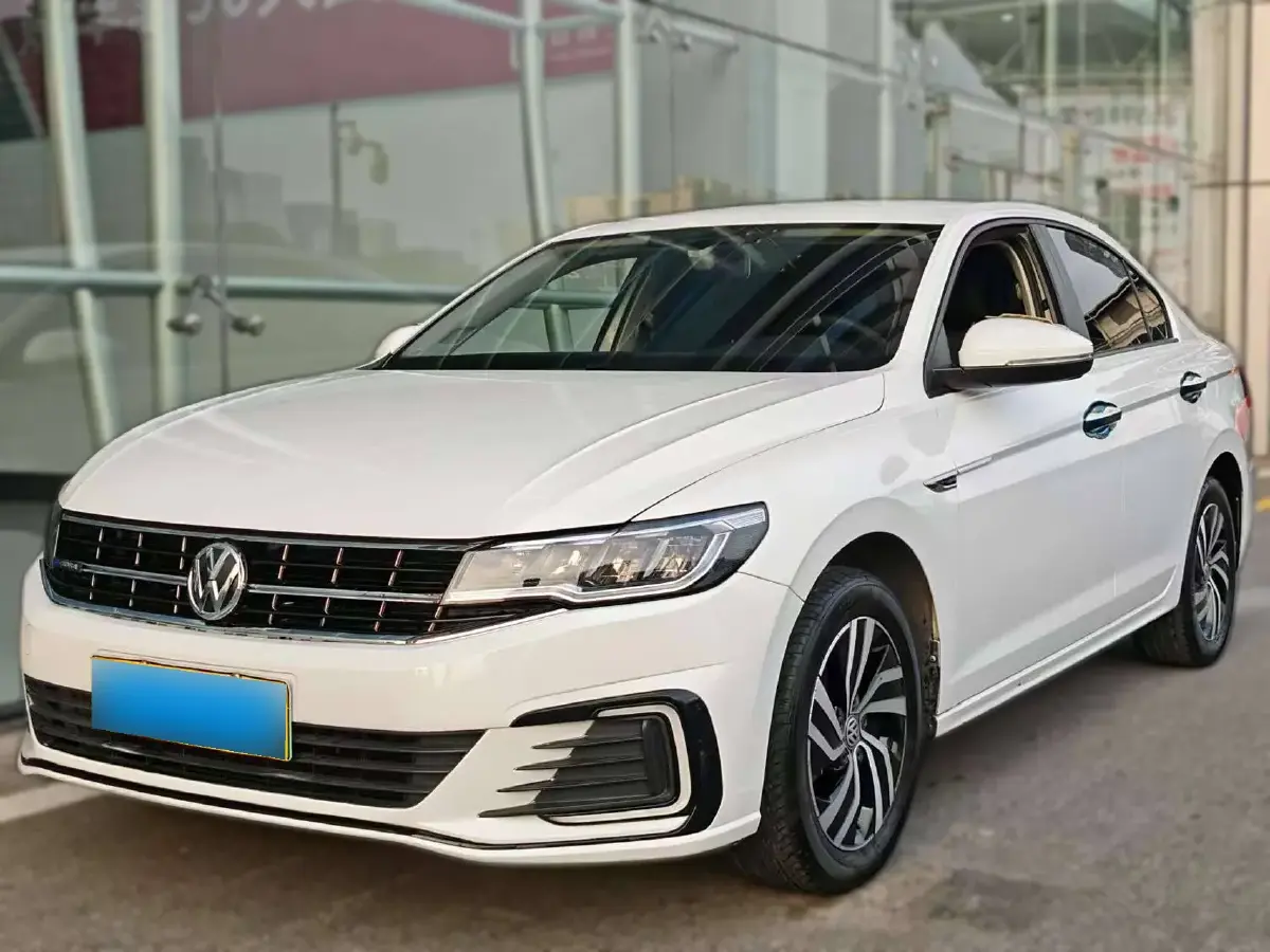 2020 Volkswagen Bora BEV 40KWH