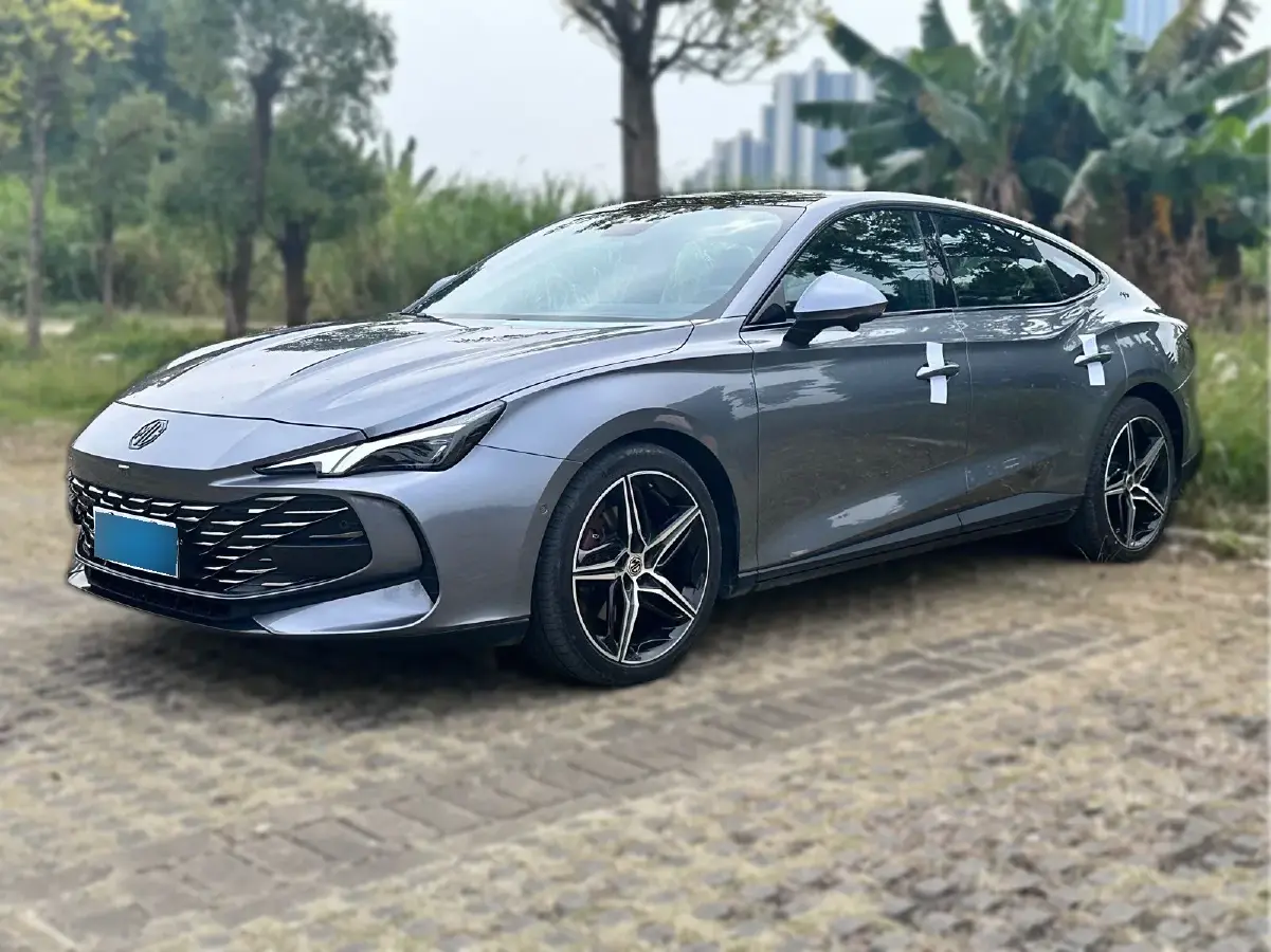 2023 MG 7 2.0T 261HP L4 9AT