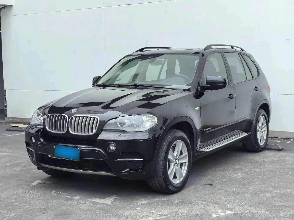 2011 BMW X5 3.0T 306HP L6 8AT