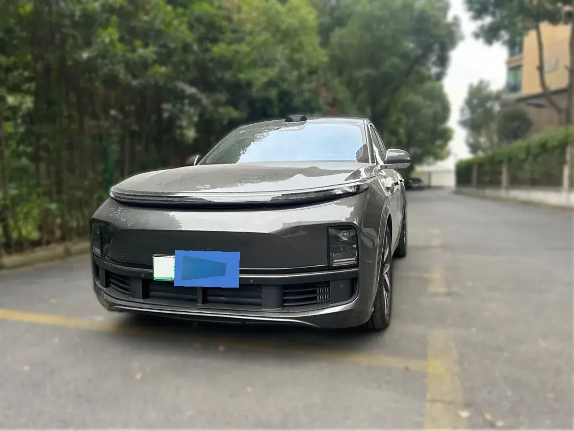 2023 Li L8 Range Extended 154HP REEV 40.9KWH