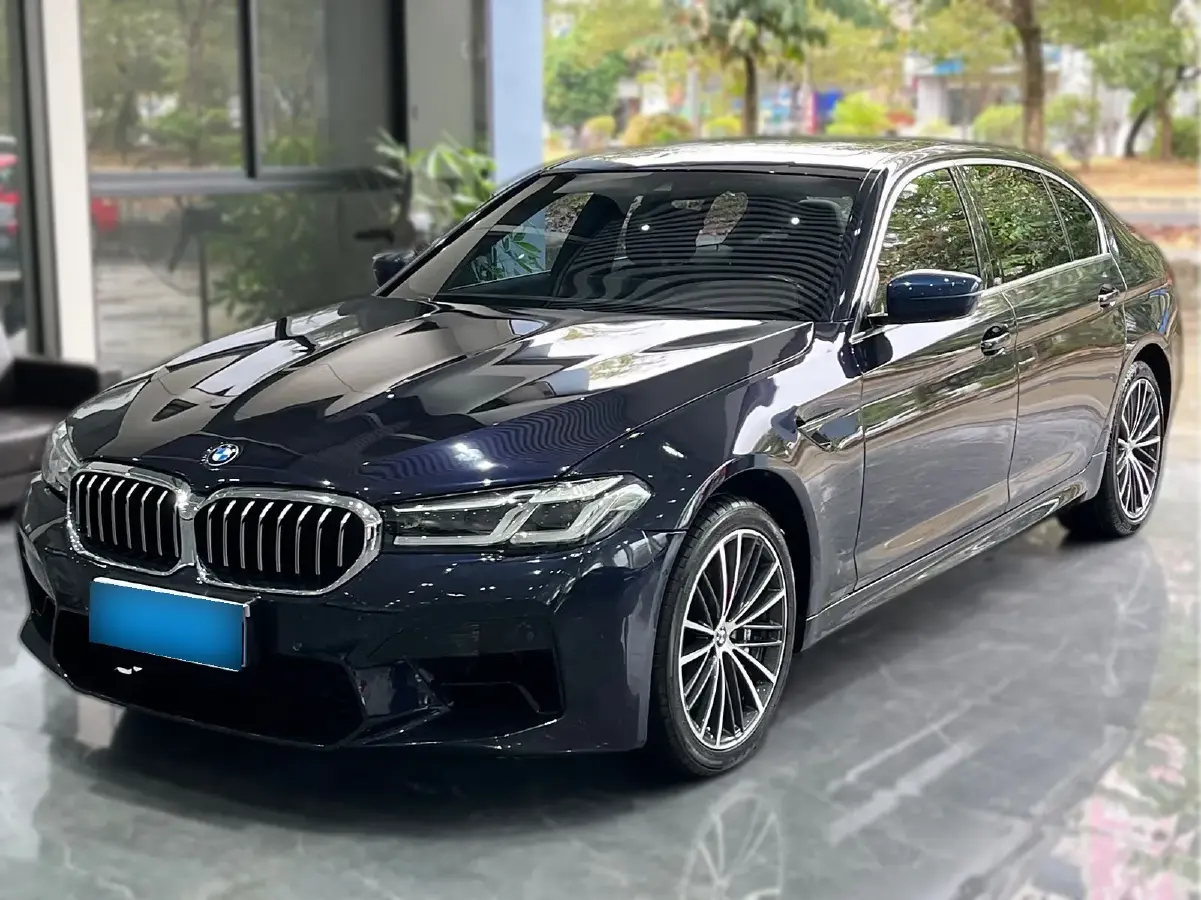 2021 BMW 5 Series 2.0T 252HP L4 8AT
