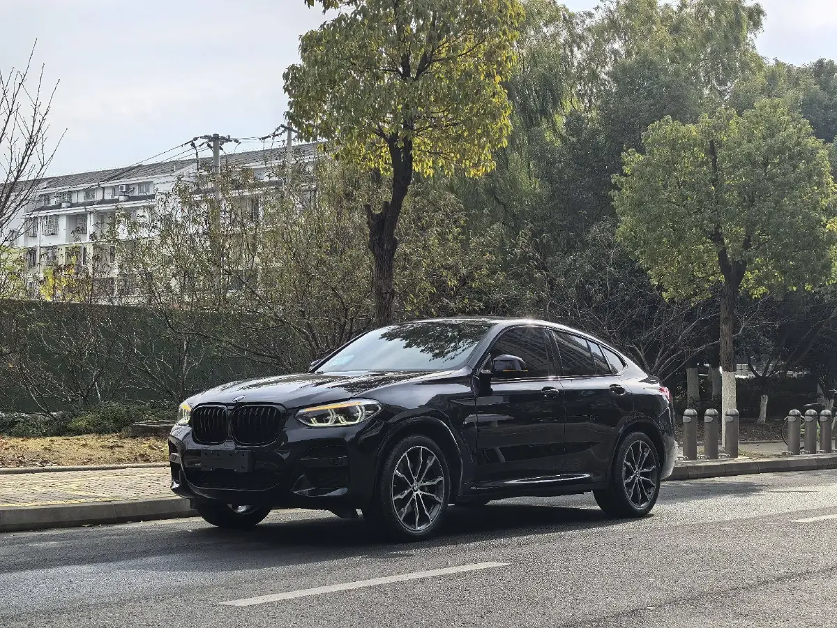 2021 BMW X4 2.0T 252HP L4 8AT