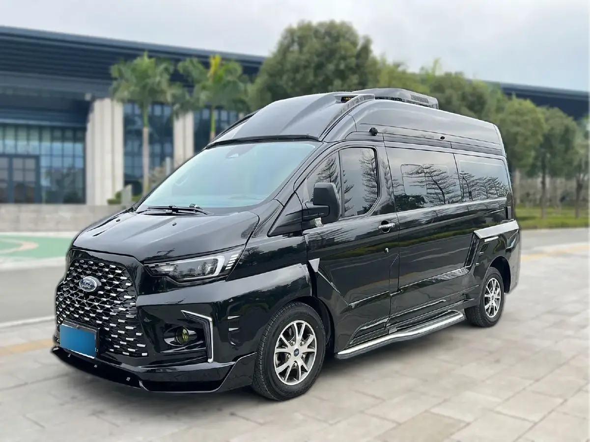 2024 Ford Transit 2.0T 143HP L4 9AT