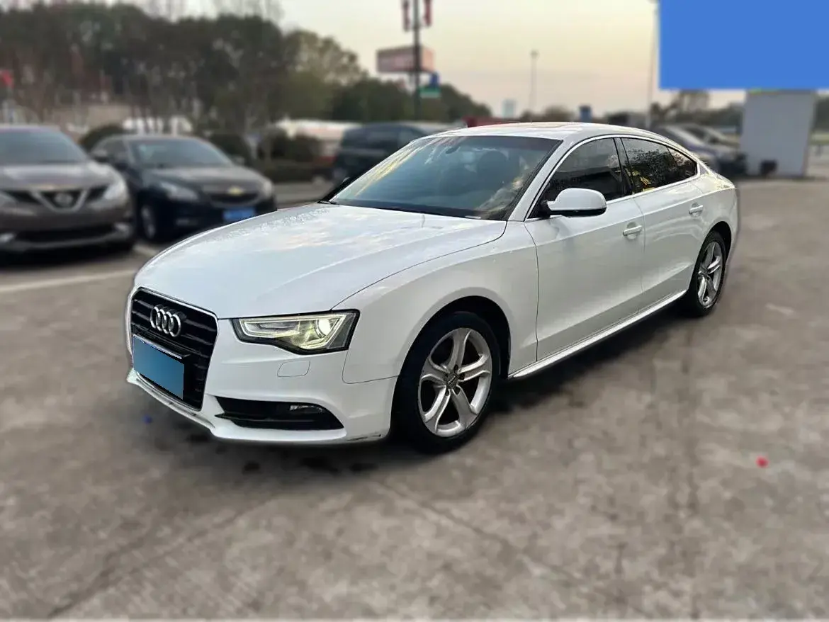 2013 Audi A5 2.0T 211HP L4 CVT