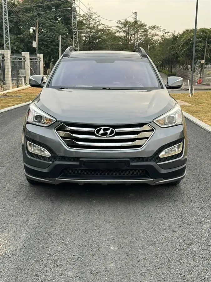 2013 Hyundai Santafe 3.0L 264HP V6 6AT