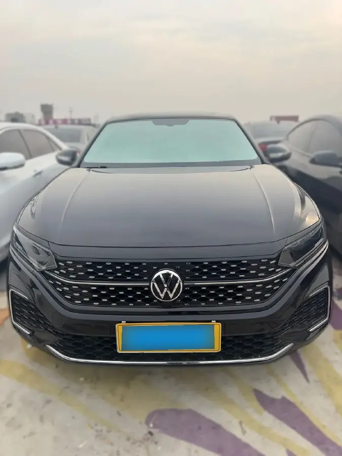 2022 Volkswagen Passat 2.0T 186HP L4 7DCT