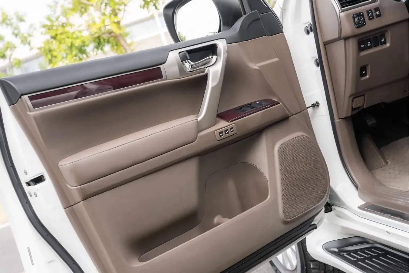 2014 Lexus GX 4.0L 275HP V6 5AT,autocango,china used car exporter,china ev exporter,chinese used car exporter,chinese used ev exporter