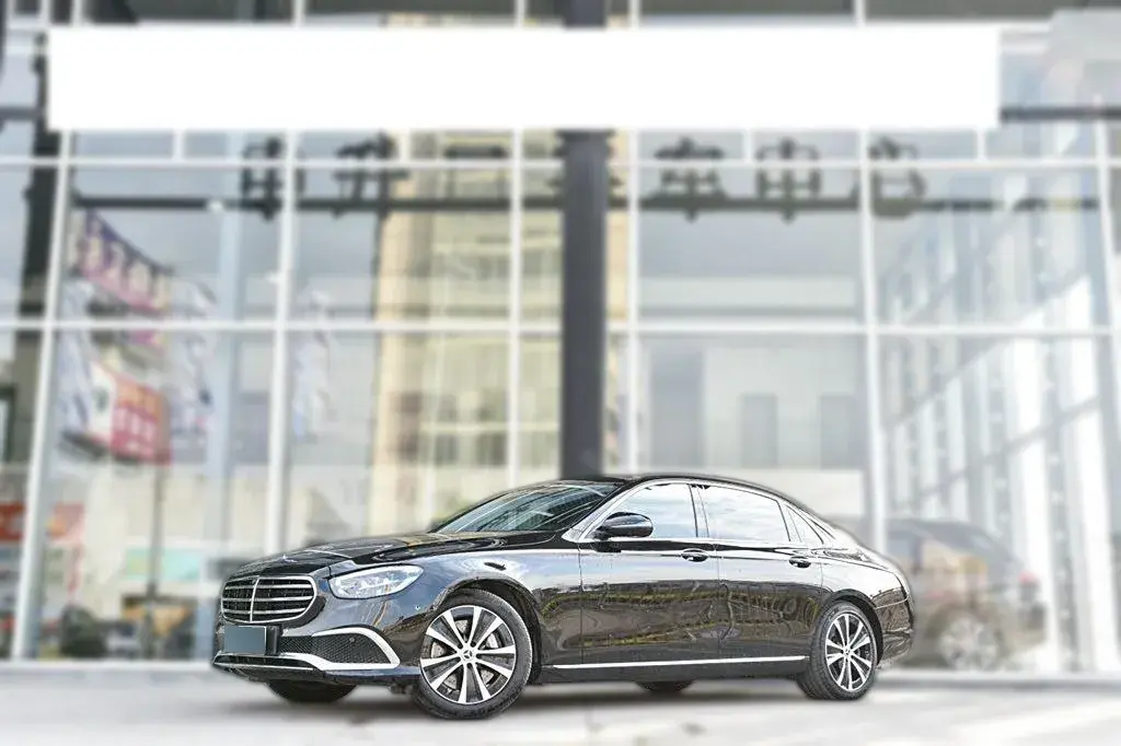 2022 Mercedes-Benz E Class 2.0T 211HP L4 9AT PHEV 25.4KWH