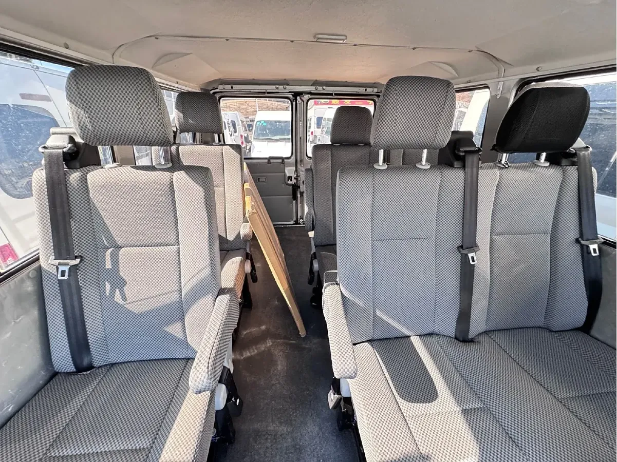 2021 Iveco DeYi 2.5T 122HP L4 5MT,autocango,china used car exporter,china ev exporter,chinese used car exporter,chinese used ev exporter