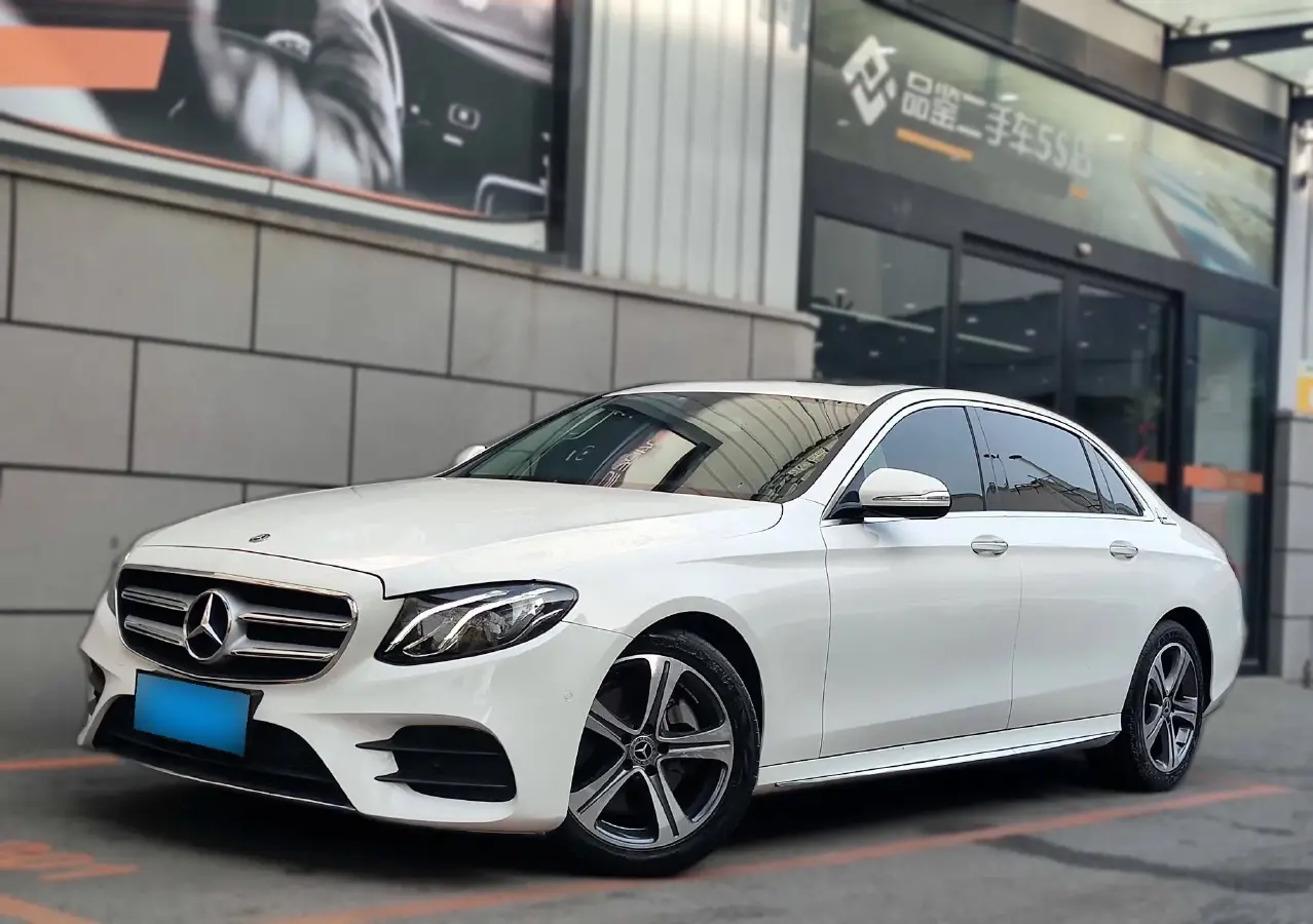 2018 Mercedes-Benz E Class 2.0T 184HP L4 9AT