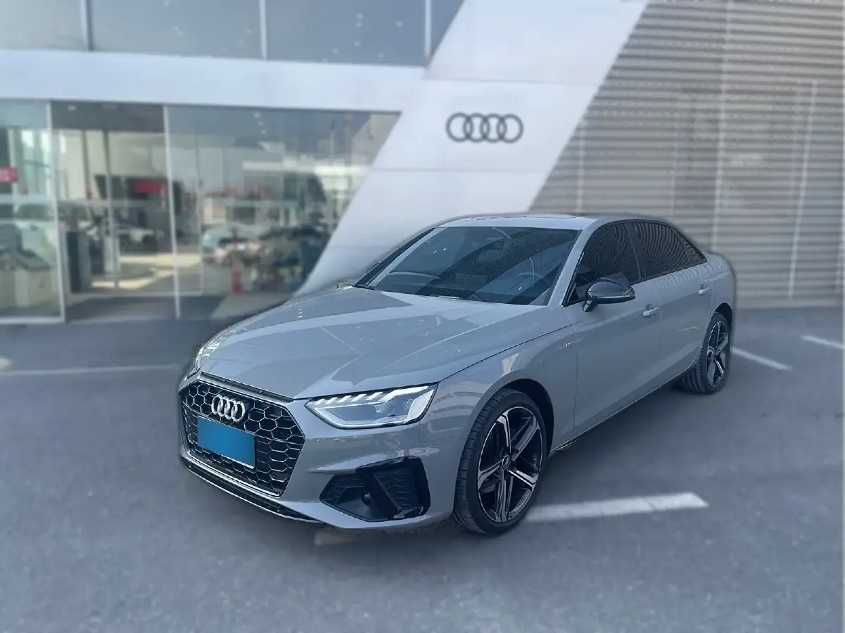 2024 Audi A4L 2.0T 190HP L4 7DCT