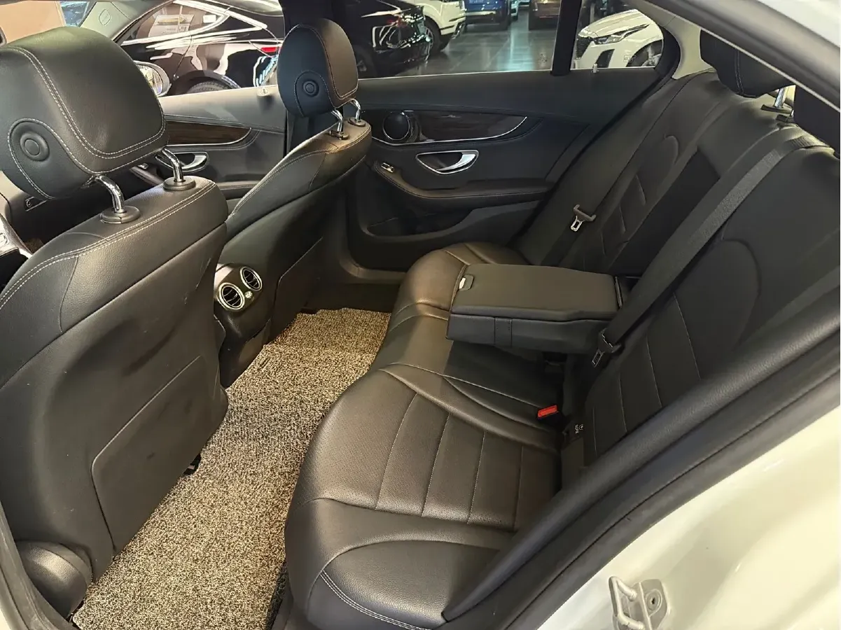 2015 Mercedes-Benz C Class 1.6T 156HP L4 7AT,autocango,china used car exporter,china ev exporter,chinese used car exporter,chinese used ev exporter