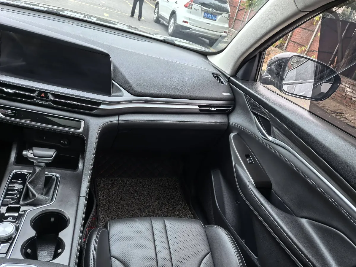 2021 ChangAn CS75 Plus 1.5T 178HP L4 6AT,autocango,china used car exporter,china ev exporter,chinese used car exporter,chinese used ev exporter