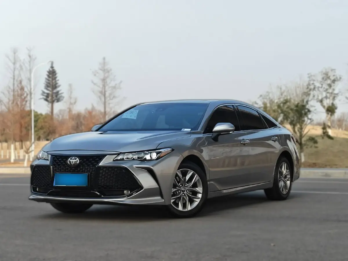 2021 Toyota Avalon 2.5L 209HP L4 8AT