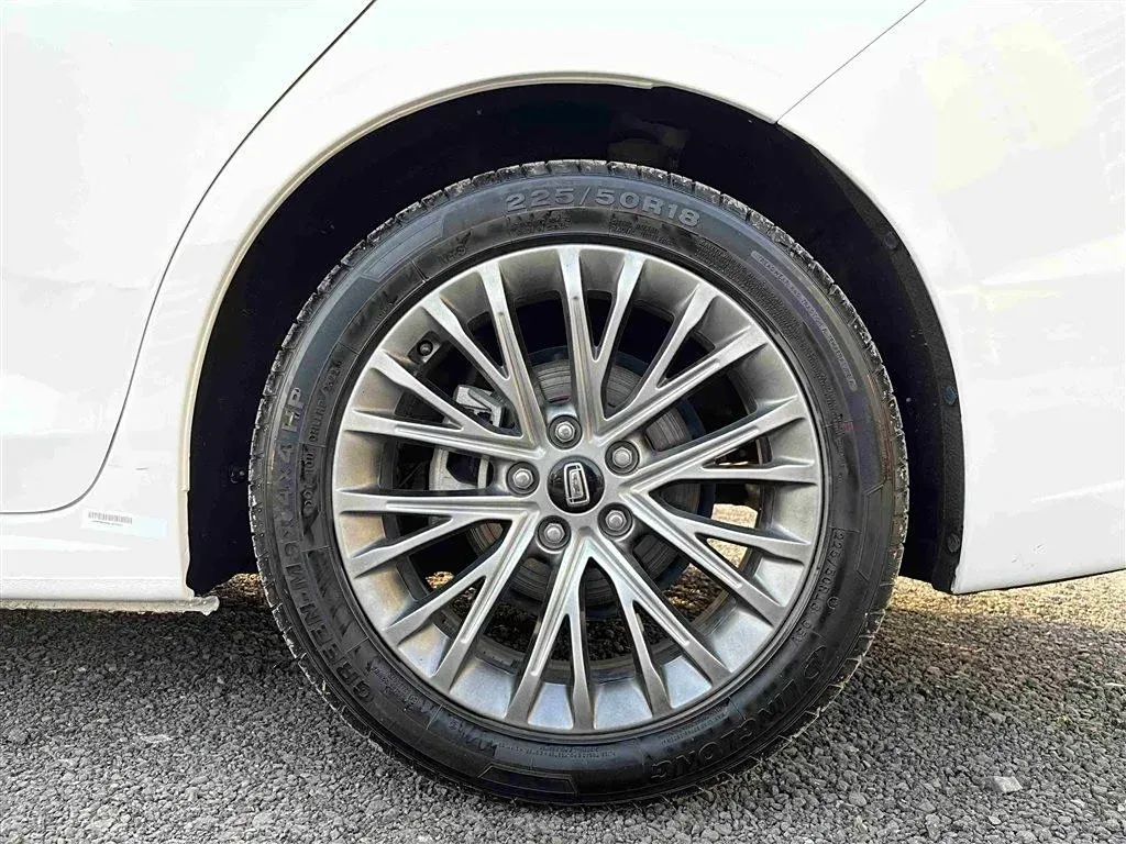 2022 Bestune B70 1.5T 169HP L4 7DCT,autocango,china used car exporter,china ev exporter,chinese used car exporter,chinese used ev exporter