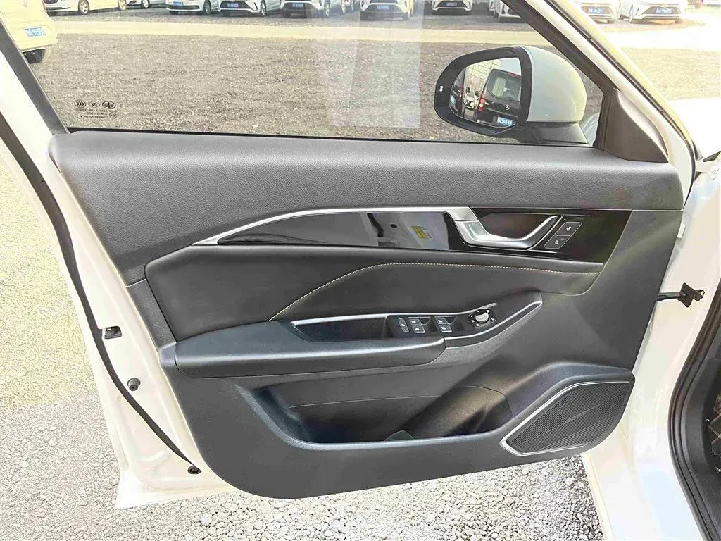 2022 Bestune B70 1.5T 169HP L4 7DCT,autocango,china used car exporter,china ev exporter,chinese used car exporter,chinese used ev exporter